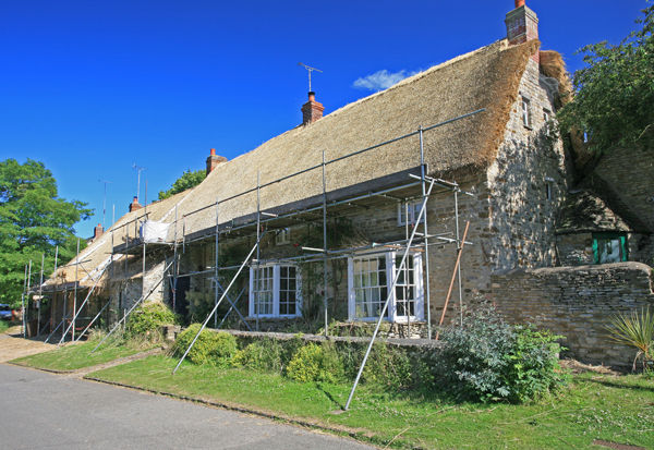 Rethatching of Paines Cottage